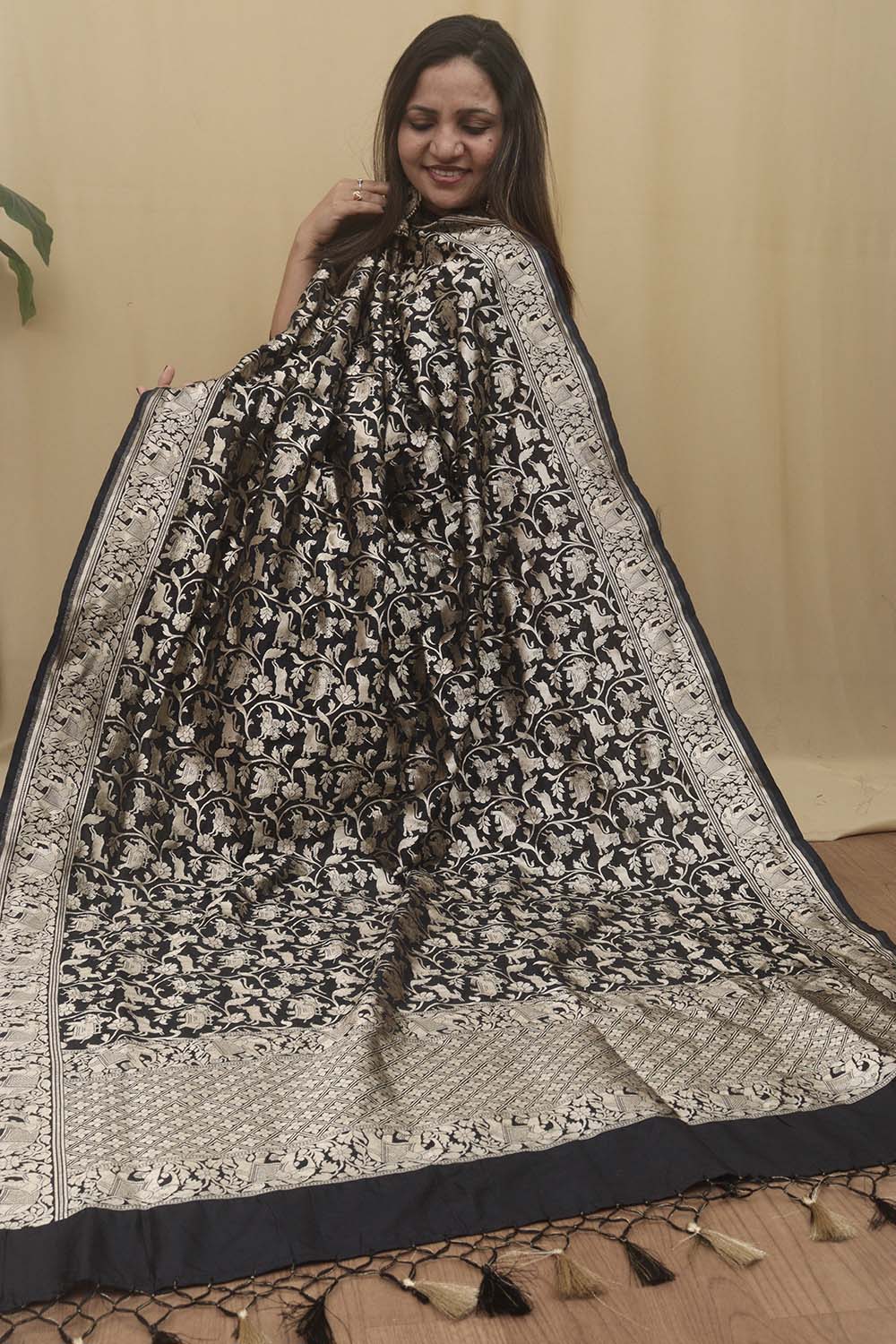 Elegant Black Banarasi Silk Shikargah Design Dupatta - Luxurion World