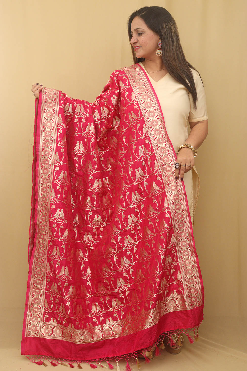 Pink Banarasi Silk Parrot Design Dupatta - Luxurion World