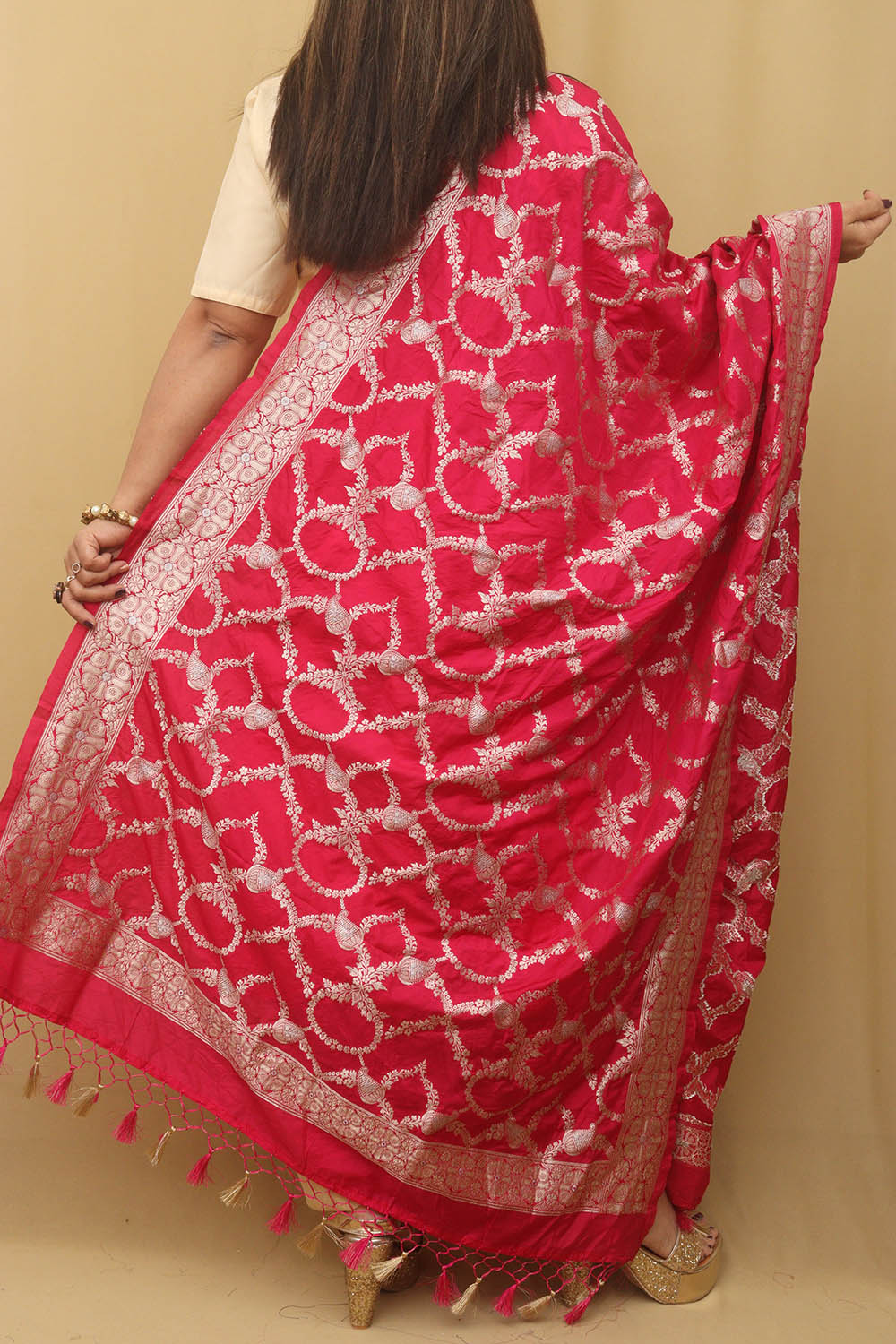 Pink Banarasi Silk Dupatta - Luxurion World