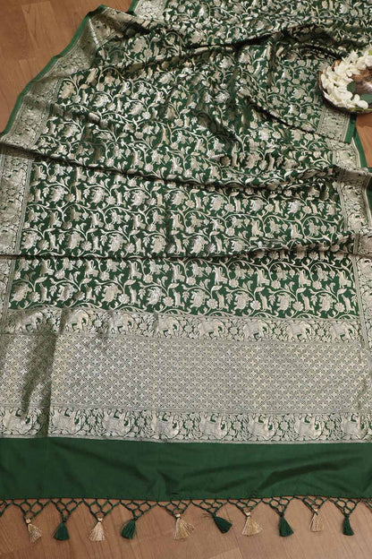 Exquisite Green Banarasi Silk Dupatta with Shikargah Design - Luxurion World