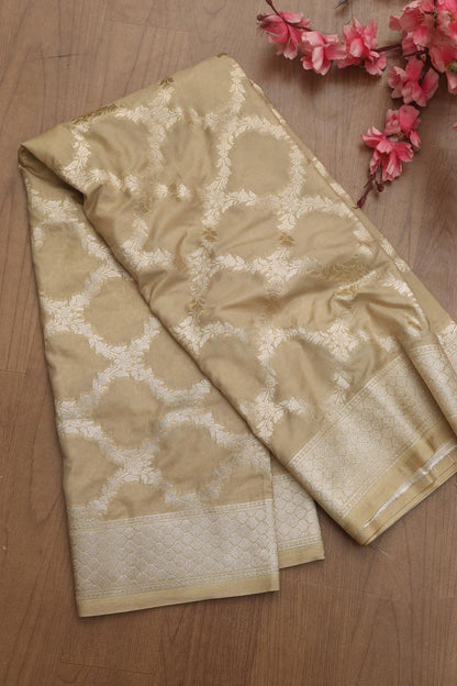 Soft and Elegant Pastel Banarasi Silk Dupatta - Luxurion World