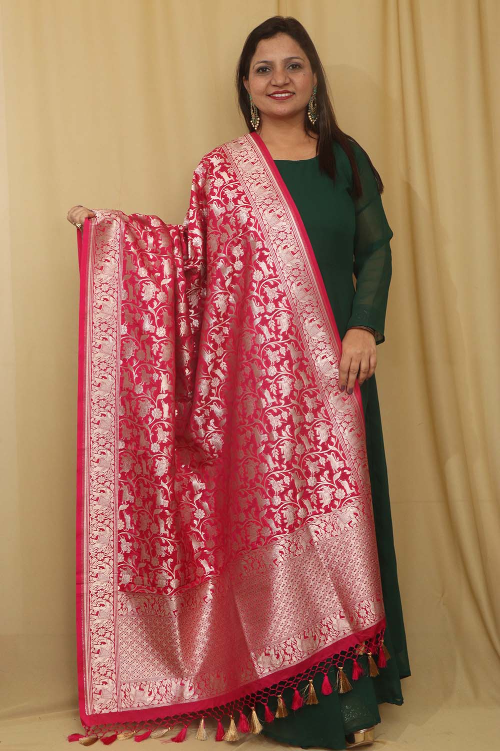 Beautiful Pink Banarasi Silk Dupatta with Shikargah Design - Luxurion World