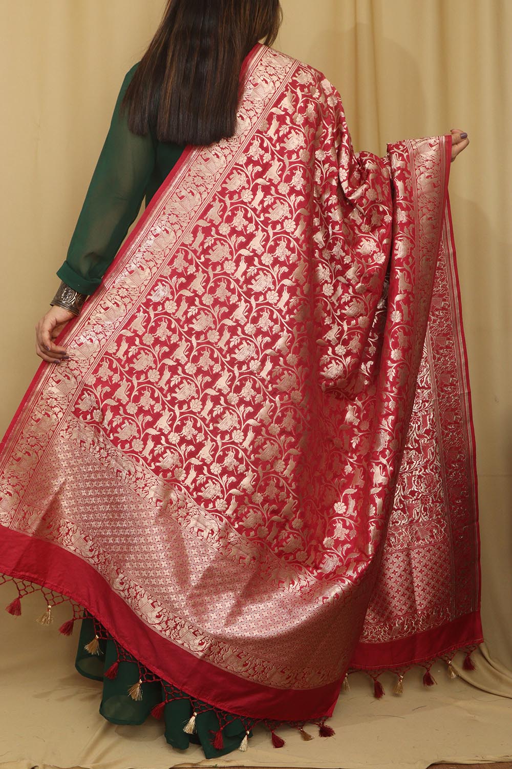 Elegant Maroon Banarasi Silk Dupatta with Shikargah Design - Luxurion World