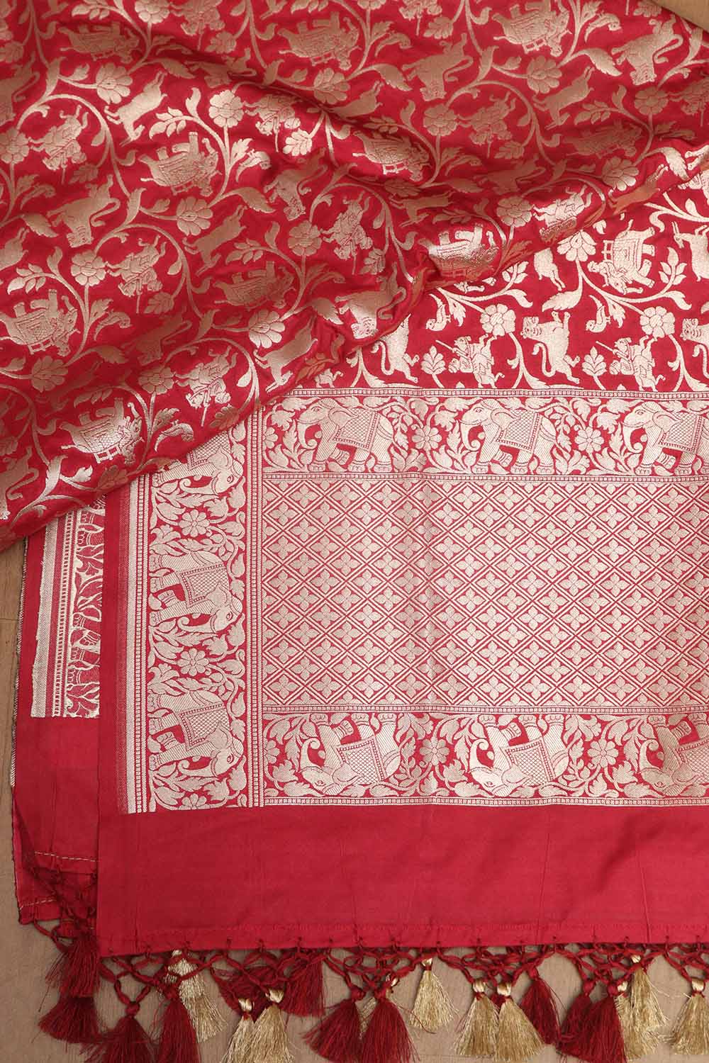 Elegant Maroon Banarasi Silk Dupatta with Shikargah Design - Luxurion World