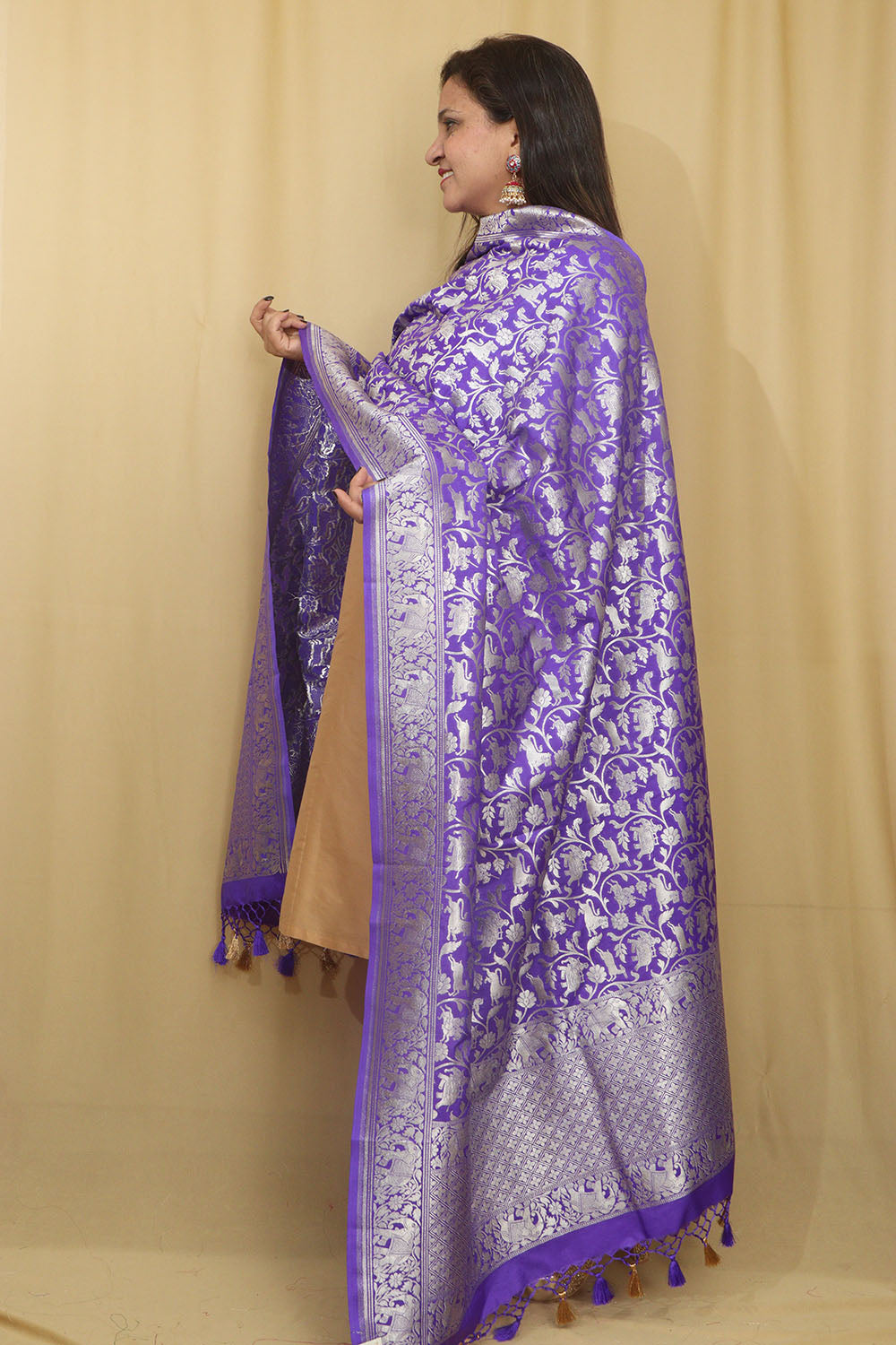 Elegant Purple Banarasi Silk Shikargah Design Dupatta - Luxurion World- Crafted Heirlooms