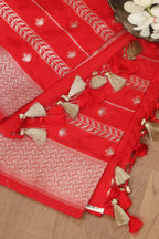 Elegant Red Banarasi Silk Dupatta - Luxurion World
