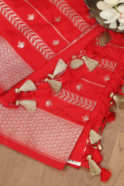Elegant Red Banarasi Silk Dupatta - Luxurion World