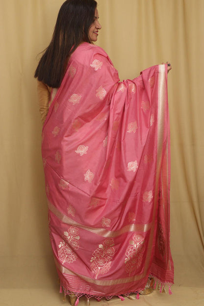 Pretty in Pink: Banarasi Silk Dupatta - Luxurion World