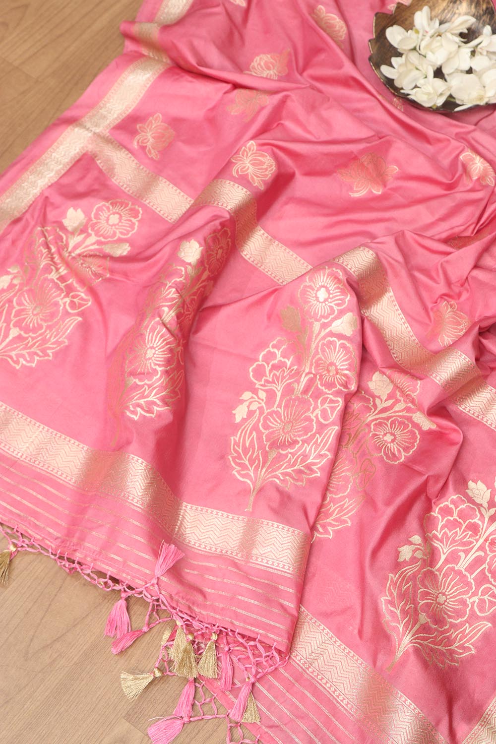 Pretty in Pink: Banarasi Silk Dupatta - Luxurion World