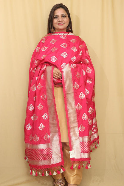 Stunning Pink Banarasi Silk Dupatta - Perfect Accessory - Luxurion World