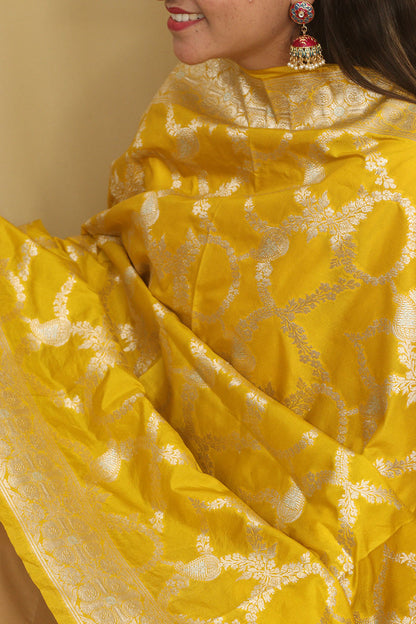 Yellow Banarasi Silk Dupatta - Luxurion World