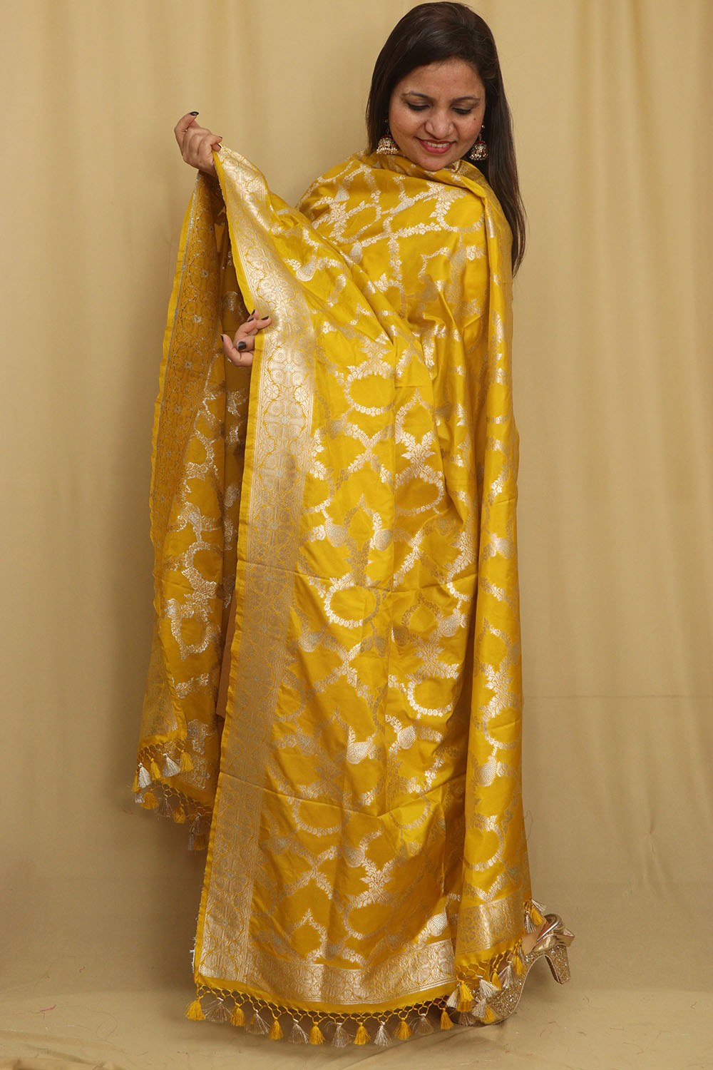 Yellow Banarasi Silk Dupatta - Luxurion World