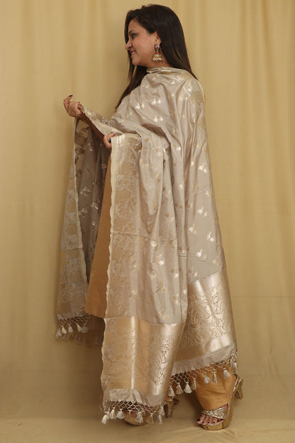 Soft and Elegant Pastel Banarasi Silk Dupatta - Luxurion World