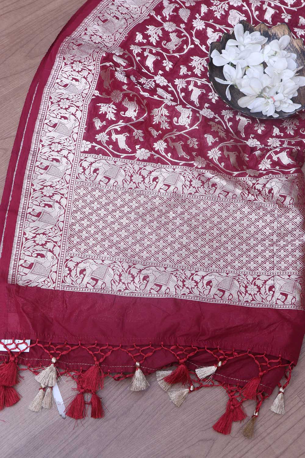 Stunning Maroon Banarasi Silk Shikargah Design Dupatta - Elegant and Luxurious - Luxurion World- Crafted Heirlooms