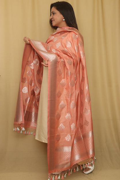 Peach Banarasi Silk Dupatta - Elegant and Timeless - Luxurion World