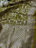 Green Banarasi Silk Shikargah Design Dupatta - Luxurion World- Crafted Heirlooms