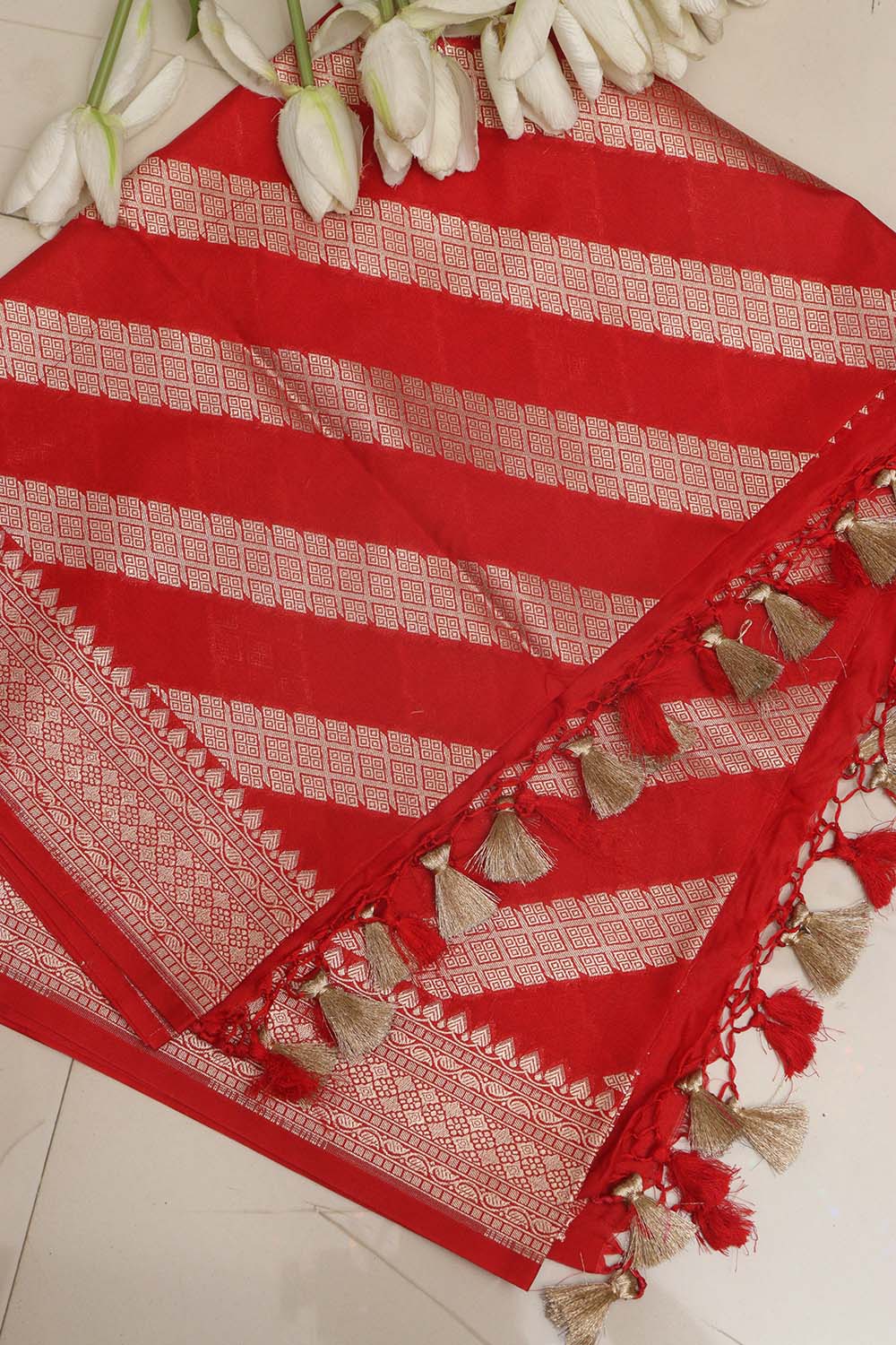 Red Banarasi Silk Stripe Design Dupatta - Luxurion World- Crafted Heirlooms
