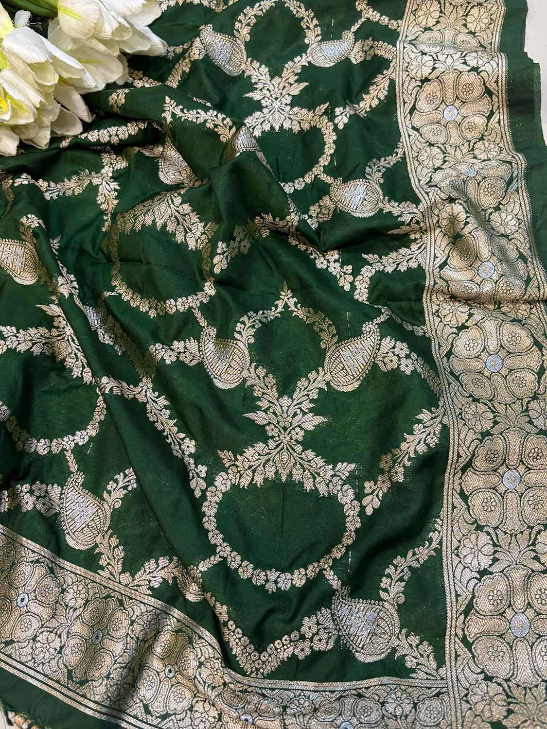 Green Banarasi Silk Sona Roopa Dupatta - Luxurion World