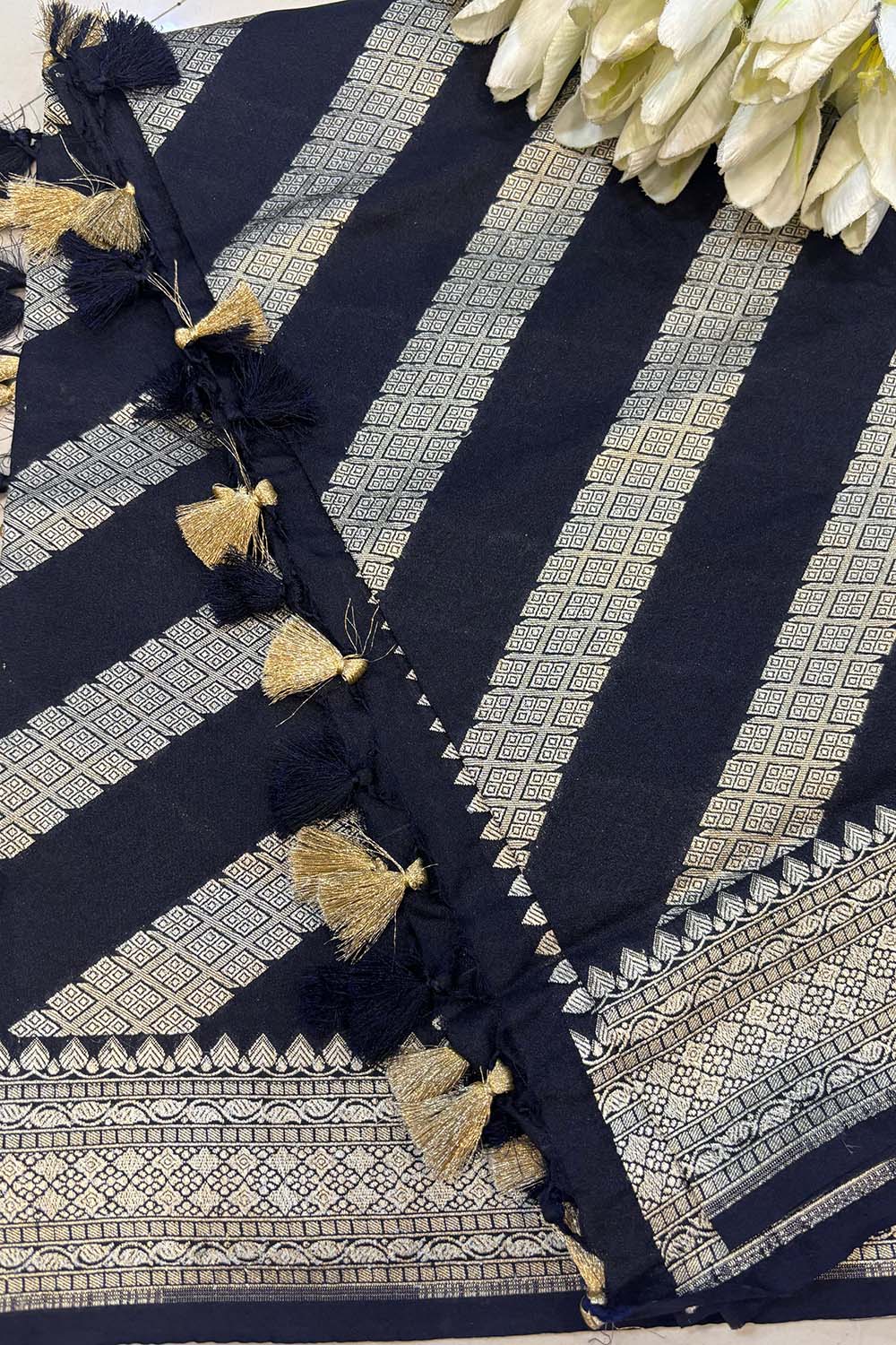 Black Banarasi Silk Stripe Design Dupatta - Luxurion World