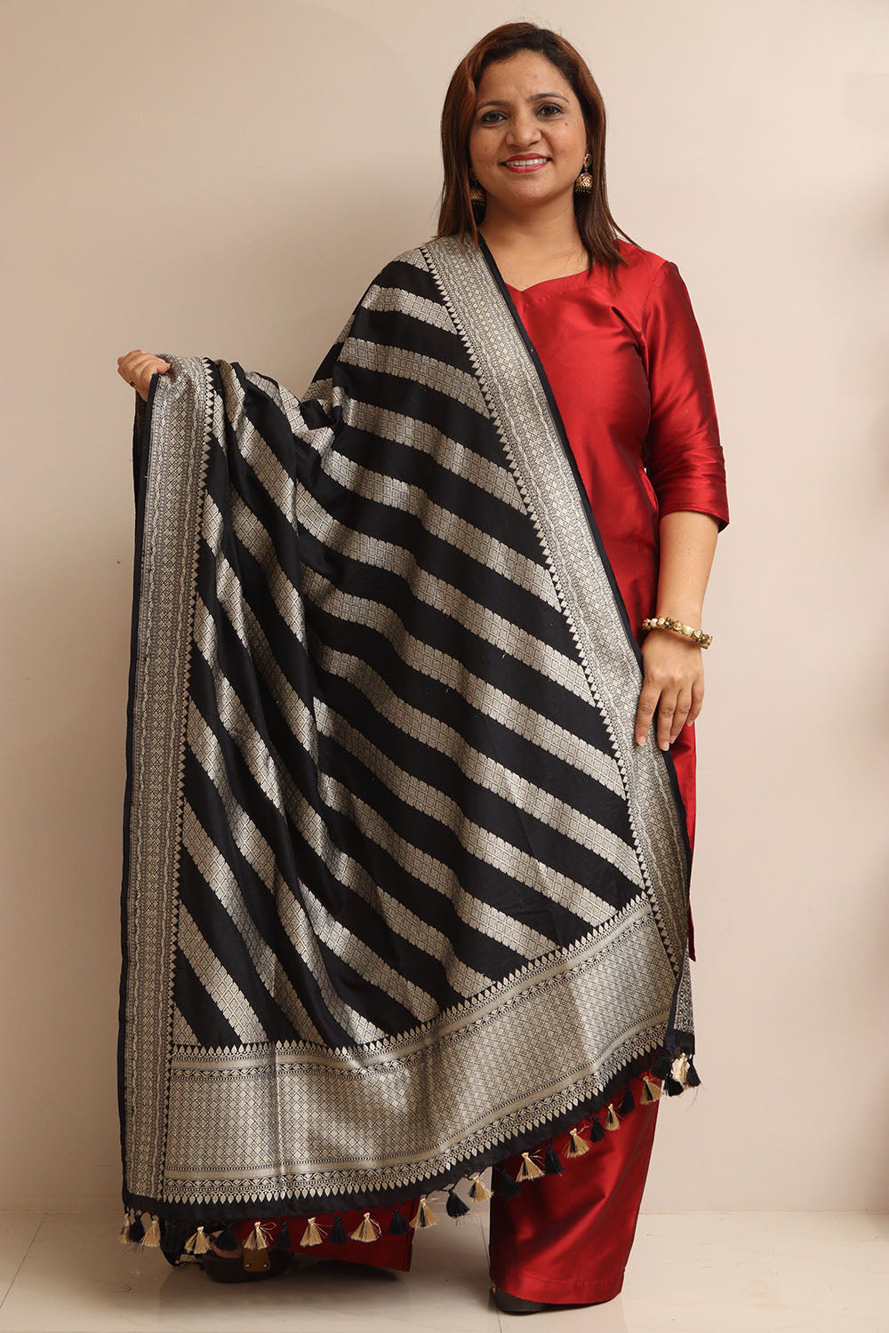 Black Banarasi Silk Stripe Design Dupatta - Luxurion World