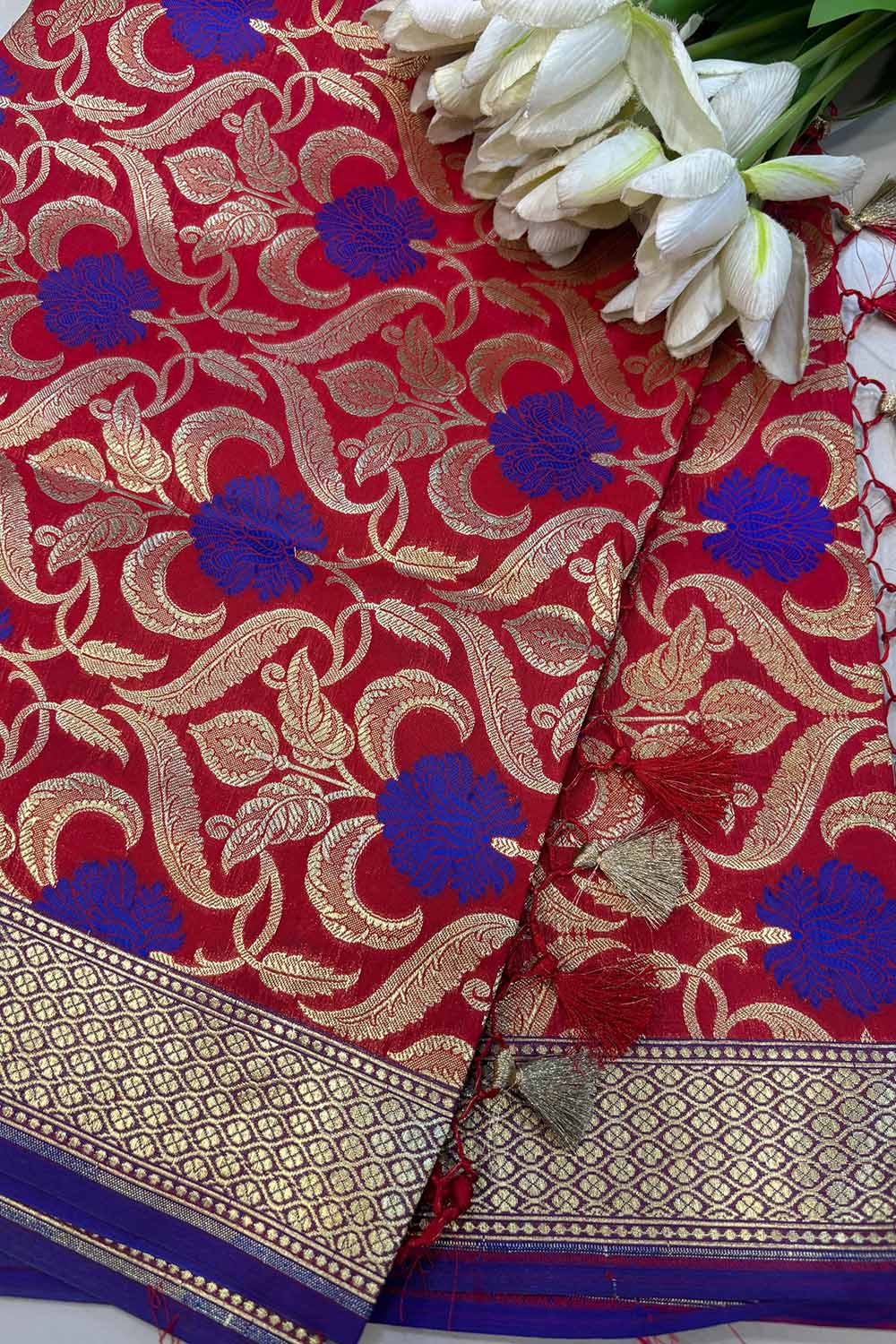 Red Banarasi Silk Dupatta - Luxurion World