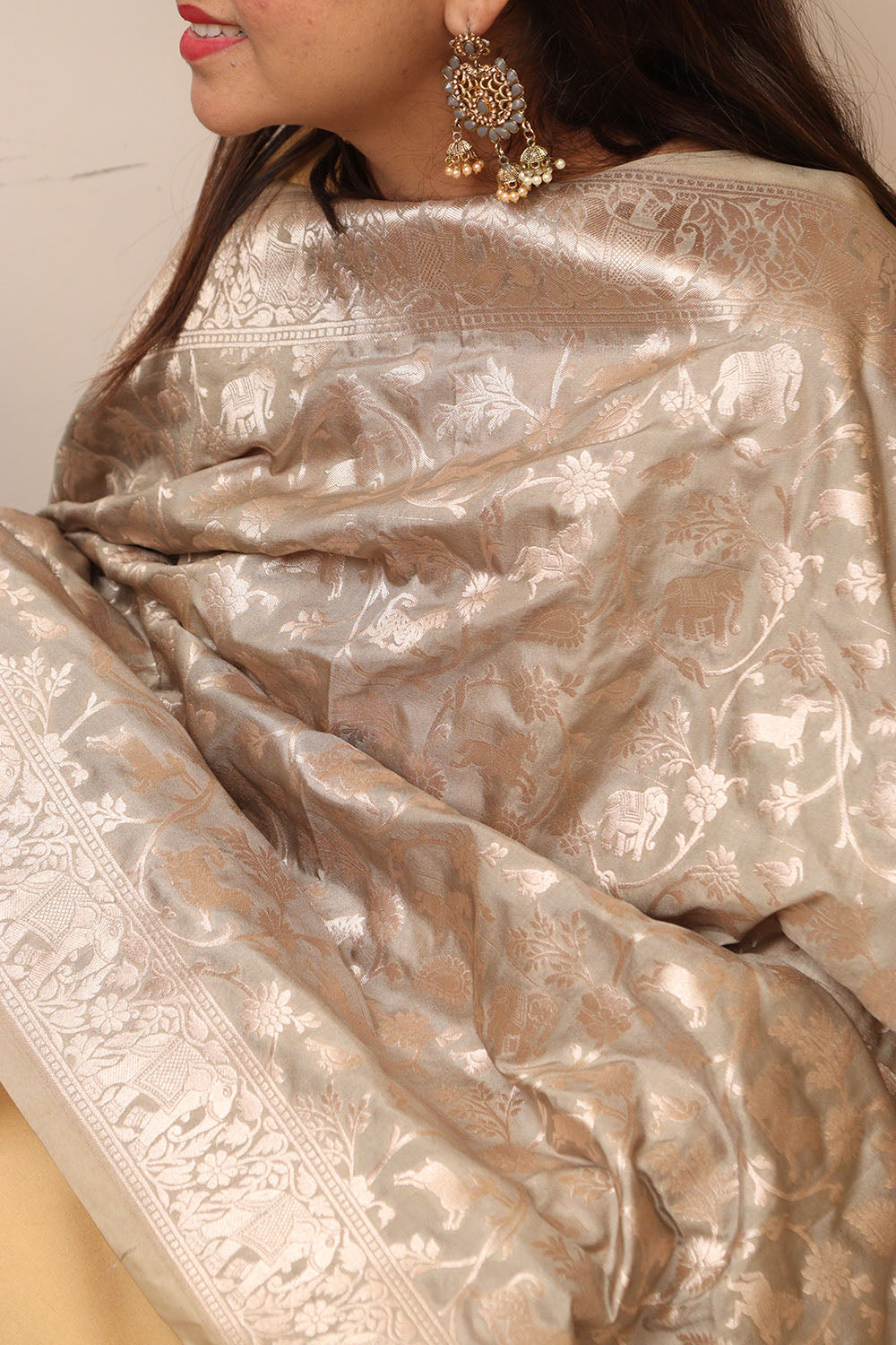 Elegant Grey Banarasi Silk Dupatta with Shikargah Design - Luxurion World- Crafted Heirlooms