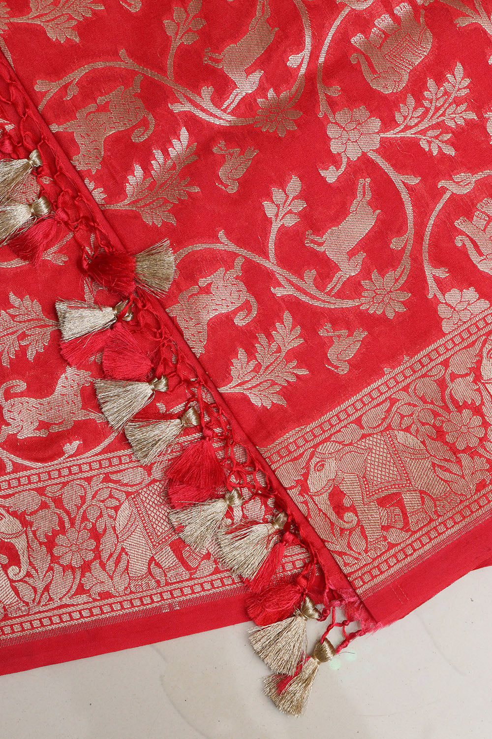 Stunning Red Banarasi Silk Shikargah Design Dupatta - Luxurion World