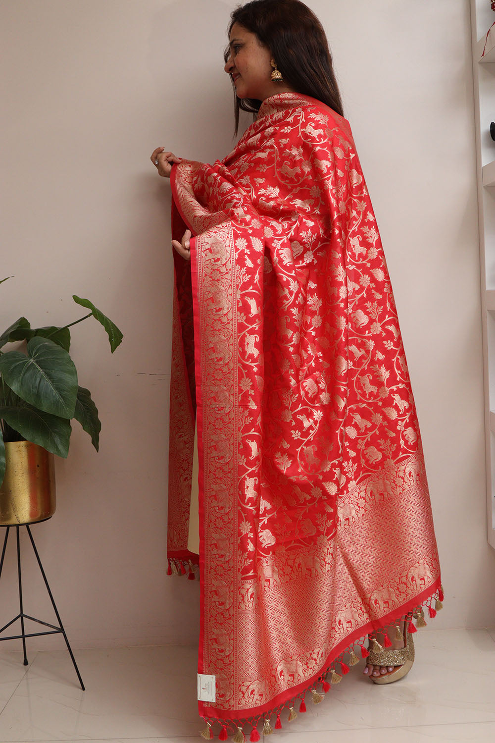 Stunning Red Banarasi Silk Shikargah Design Dupatta - Luxurion World