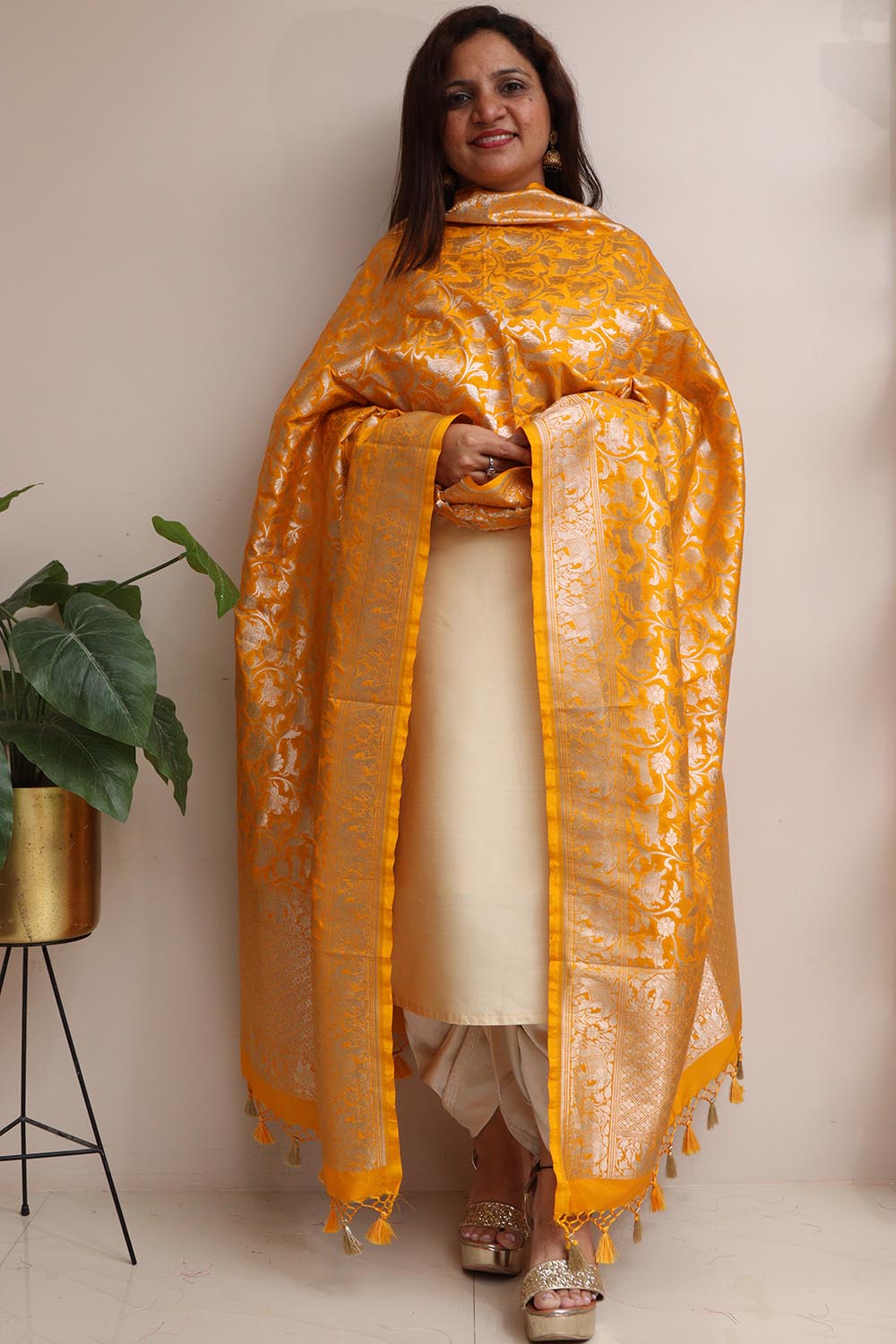 Yellow Banarasi Silk Shikargah Design Dupatta - Luxurion World