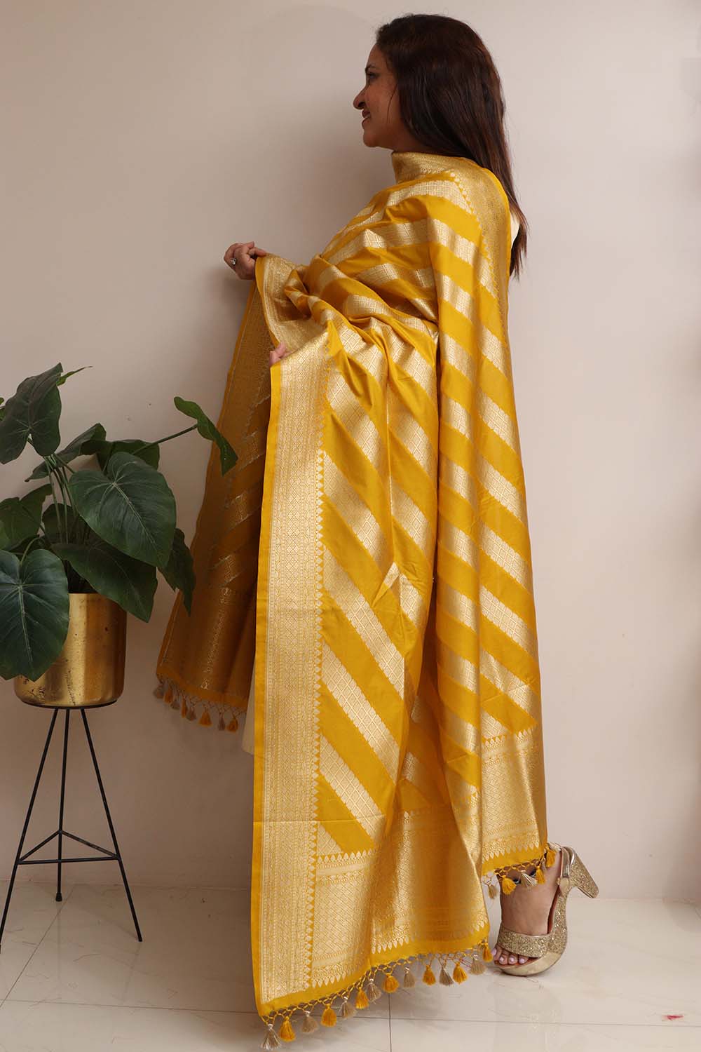 Golden Glow: Yellow Banarasi Silk Stripe Design Dupatta - Luxurion World