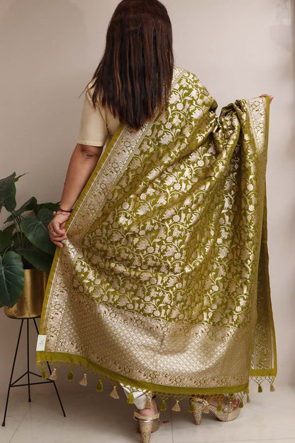 Elegant Green Banarasi Silk Shikargah Design Dupatta - Luxurion World