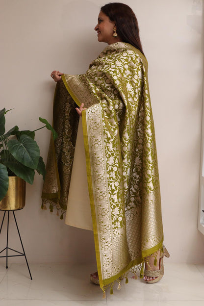 Elegant Green Banarasi Silk Shikargah Design Dupatta - Luxurion World