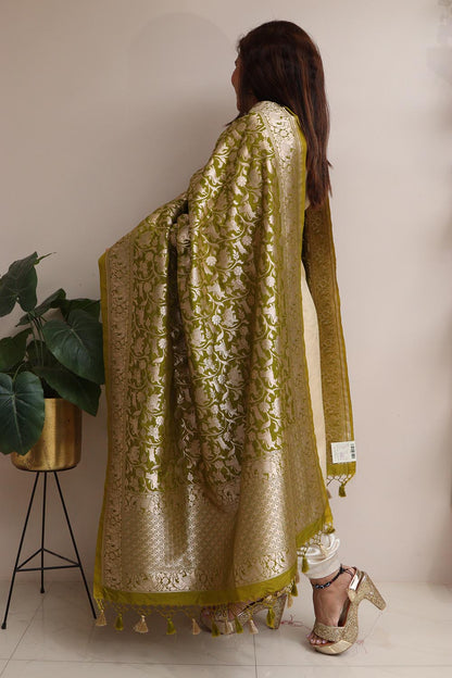 Elegant Green Banarasi Silk Shikargah Design Dupatta - Luxurion World