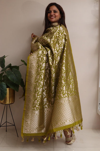 Elegant Green Banarasi Silk Shikargah Design Dupatta - Luxurion World