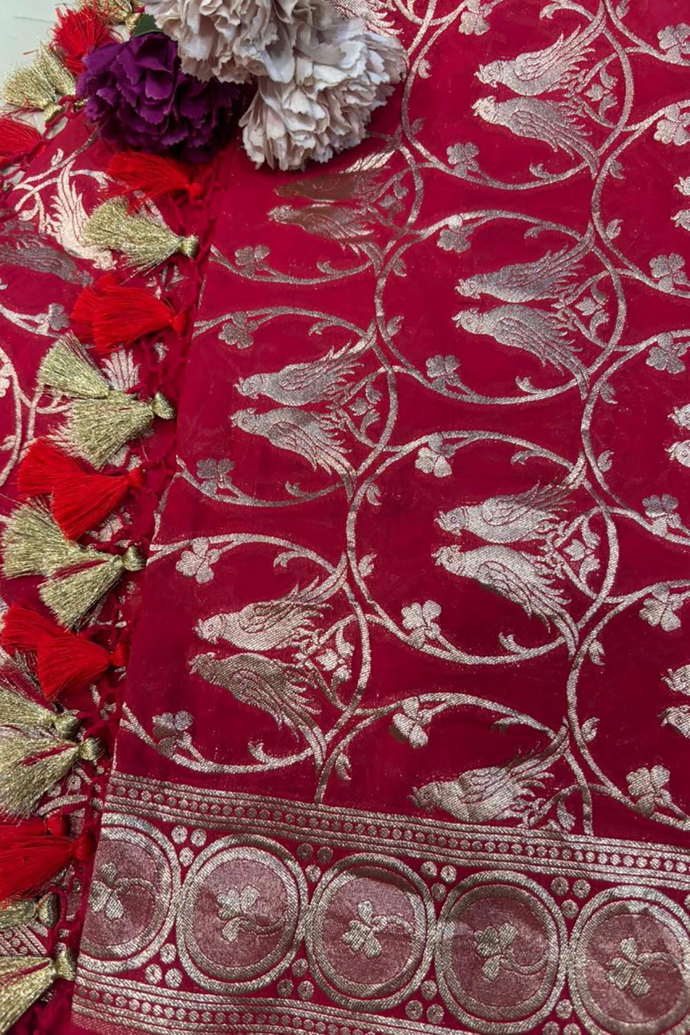 Stunning Red Banarasi Silk Dupatta - Luxurion World- Crafted Heirlooms