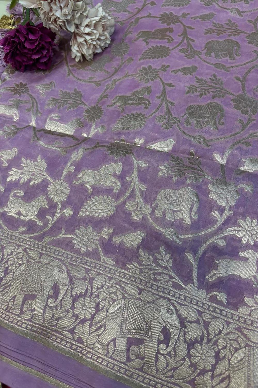 Elegant Lavender Banarasi Silk Dupatta - Luxurion World
