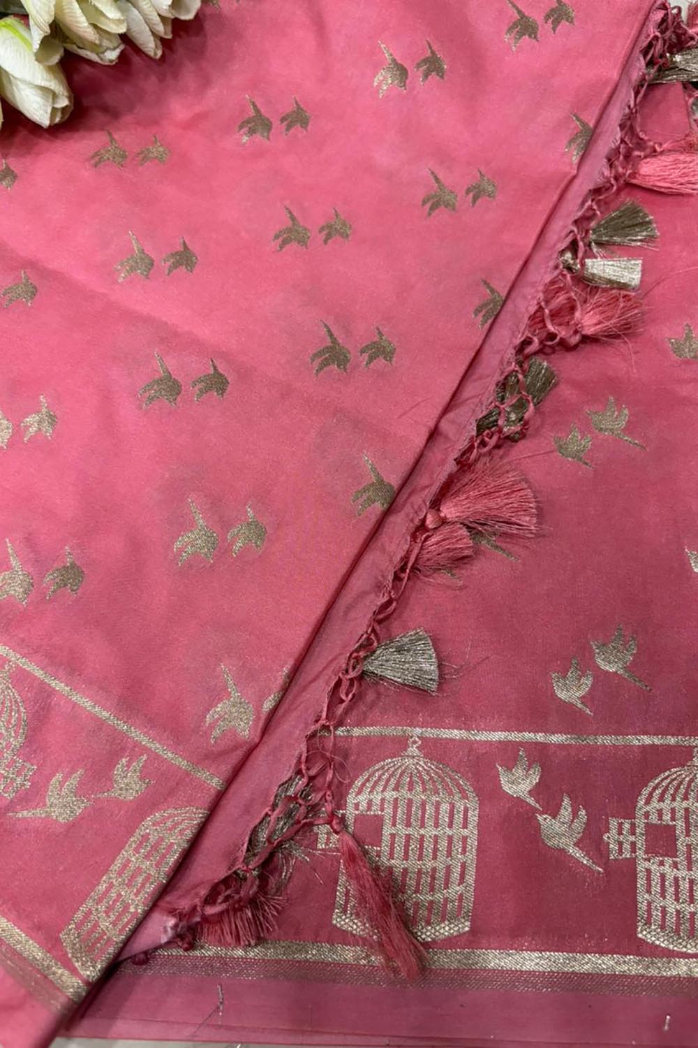 Stunning Pink Banarasi Silk Bird Dupatta - Luxurion World- Crafted Heirlooms