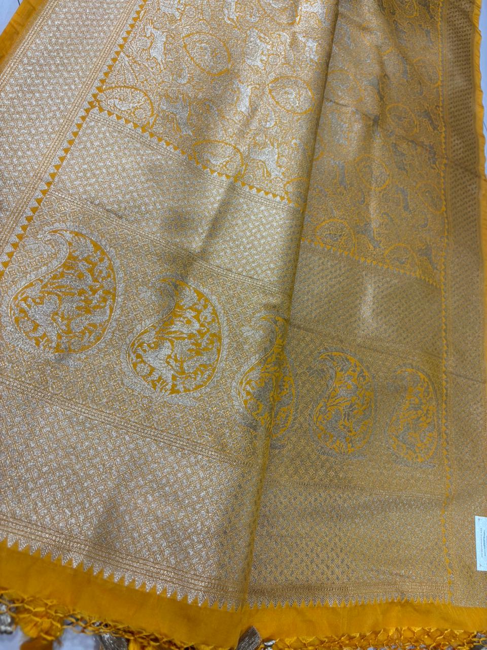 Yellow Banarasi Silk Dupatta with Floral Design - Luxurion World- Crafted Heirlooms
