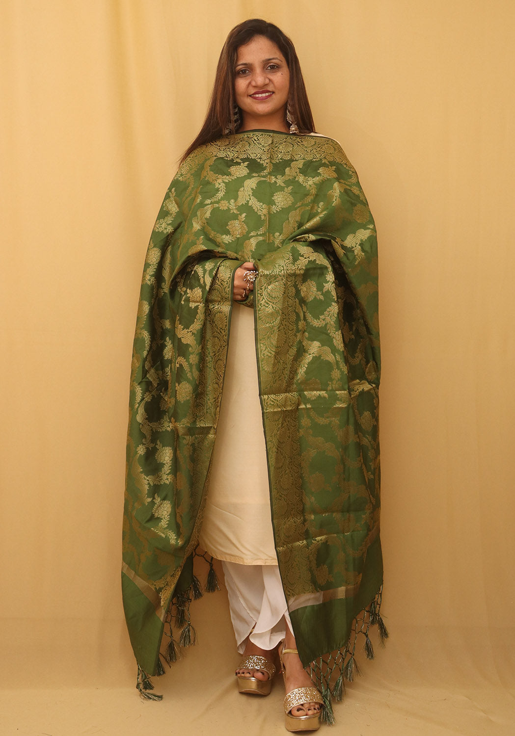 Green Banarasi Silk Dupatta - Luxurion World