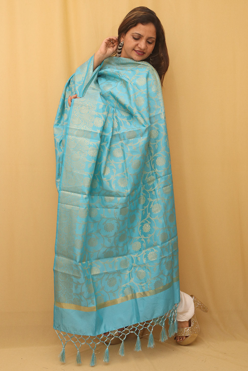 Elegant Blue Banarasi Silk Dupatta - Luxurion World