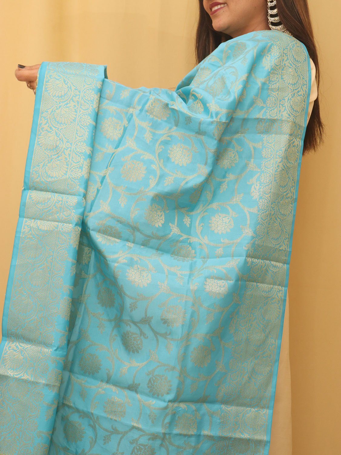 Elegant Blue Banarasi Silk Dupatta - Luxurion World
