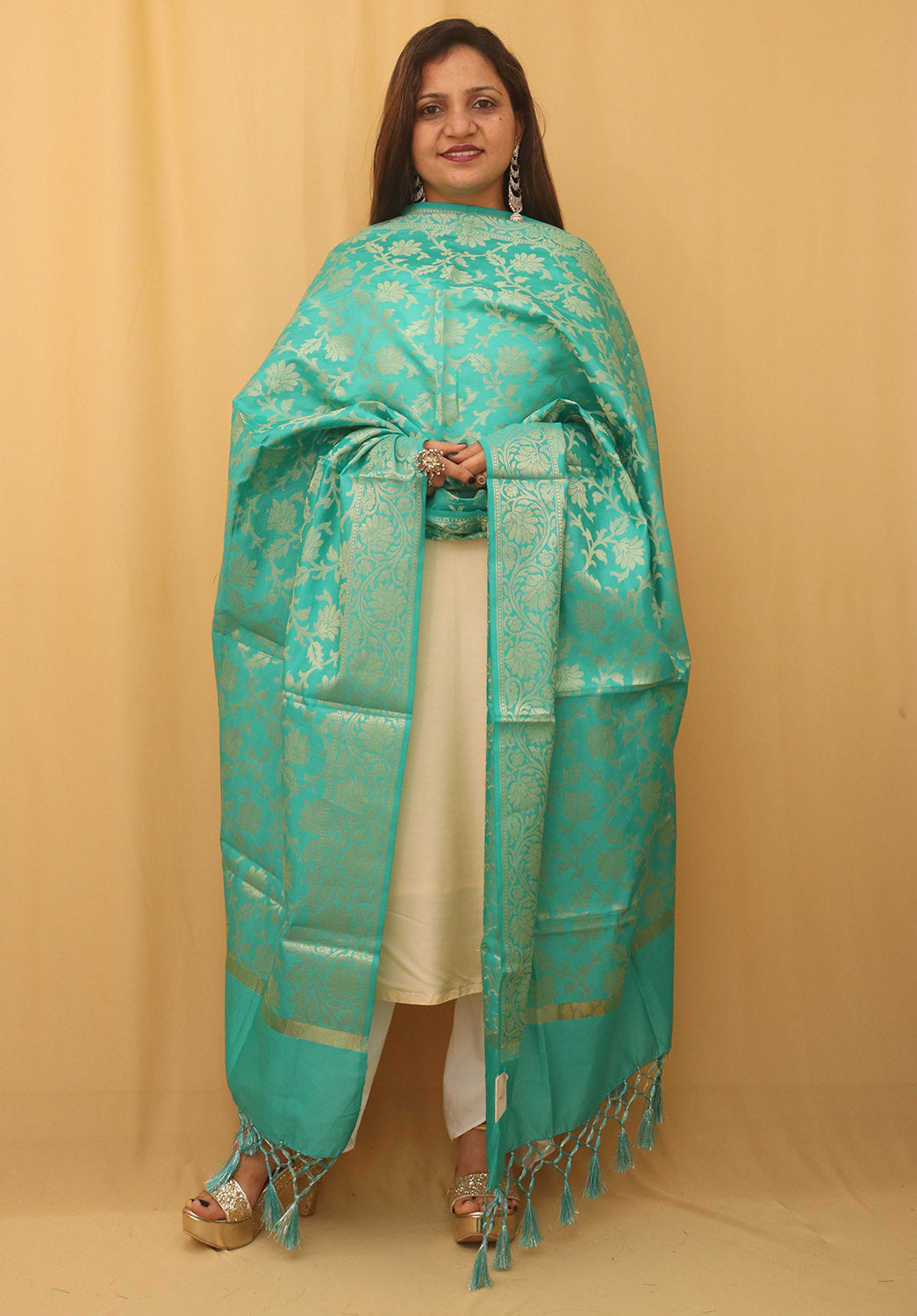 Elegant Blue Banarasi Silk Dupatta - Luxurion World