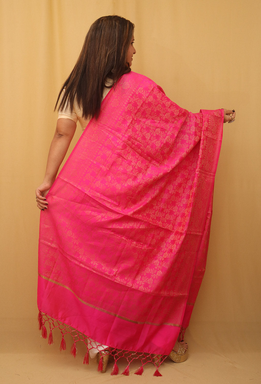 Pink Banarasi Silk Dupatta - Luxurion World