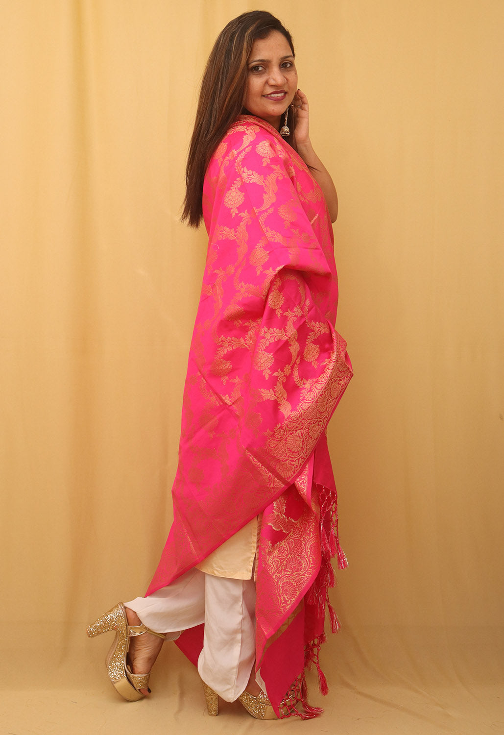 Pink Banarasi Silk Dupatta - Luxurion World