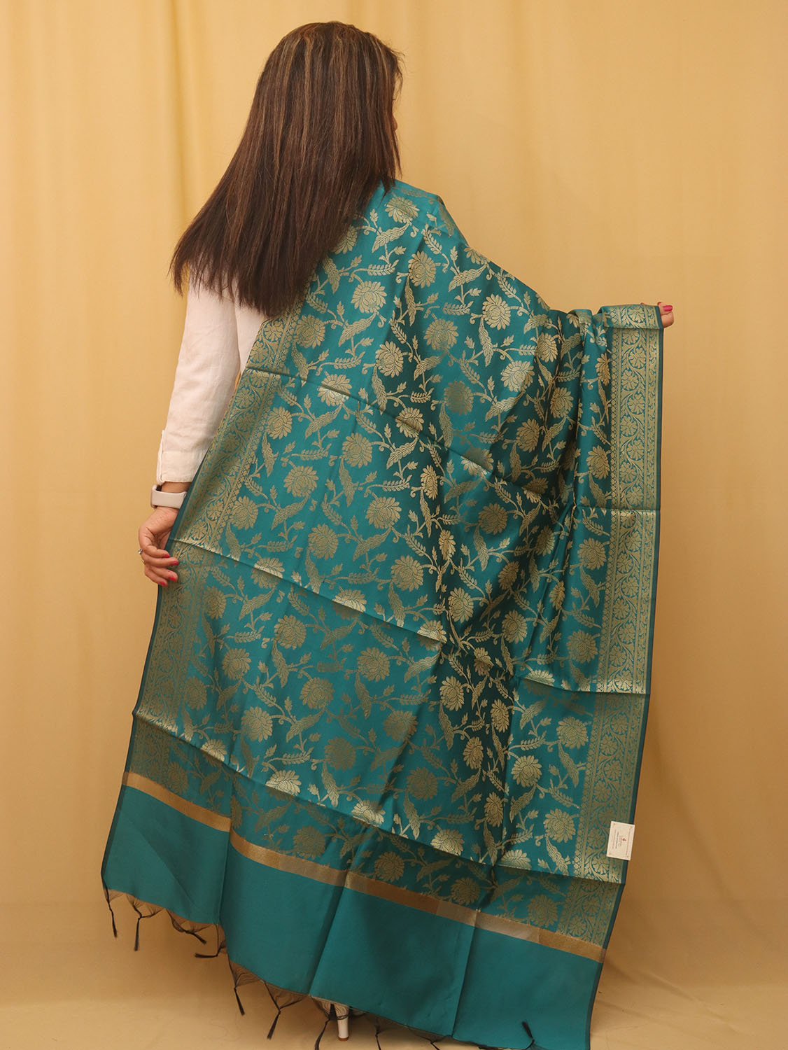 Green Banarasi Silk Dupatta - Luxurion World