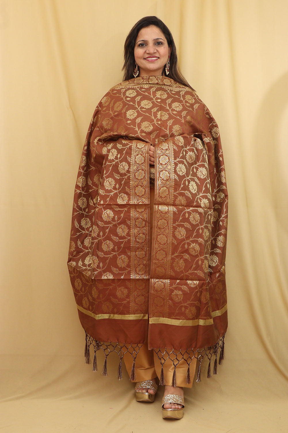Brown Banarasi Silk Dupatta: Timeless Elegance - Luxurion World