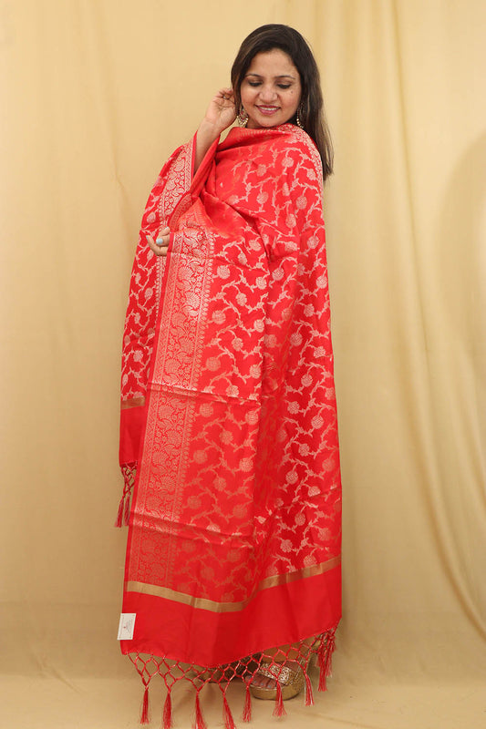 Stunning Red Banarasi Silk Dupatta - Versatile Elegance - Luxurion World