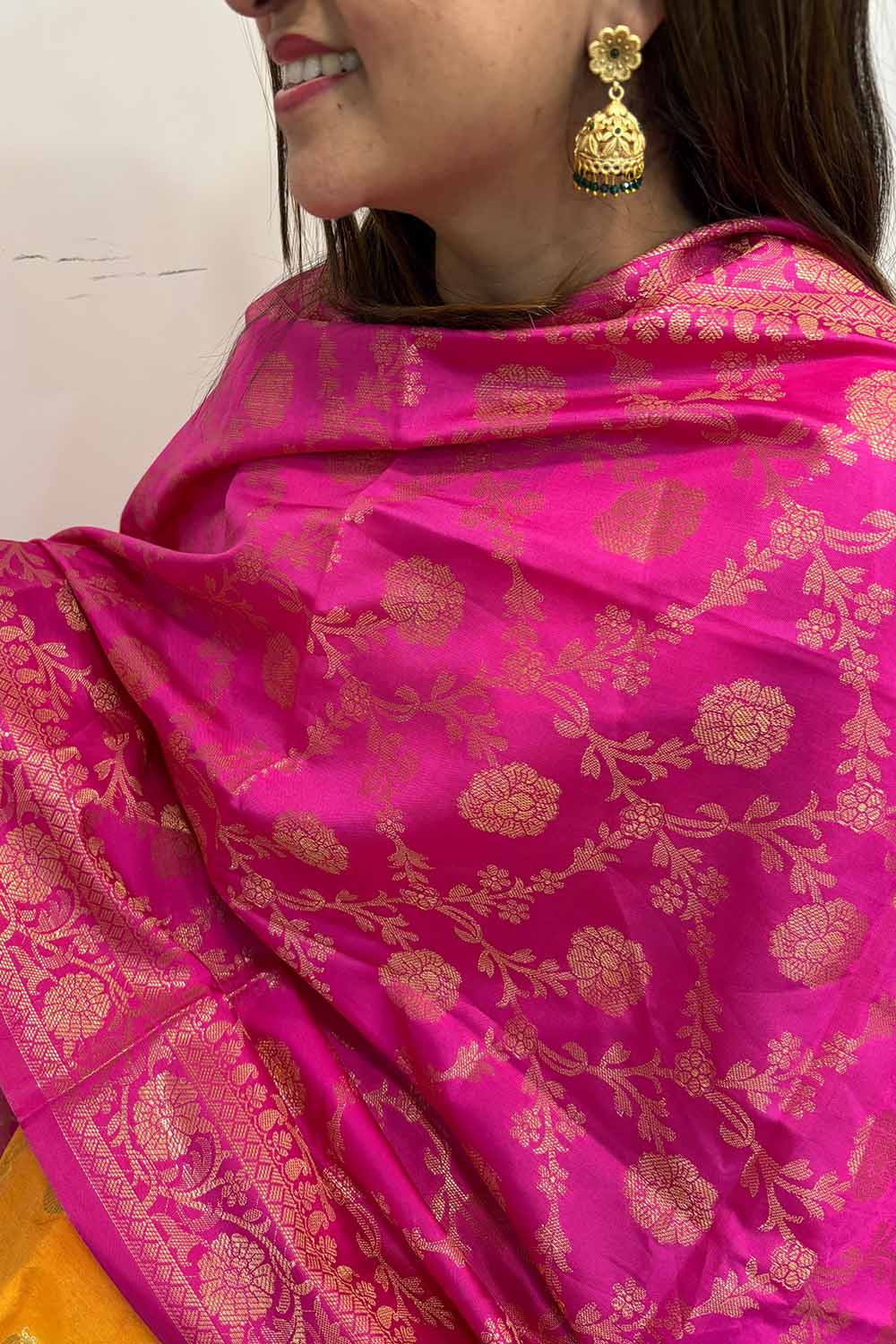 Stunning Pink Banarasi Silk Dupatta - Elegant and Luxurious - Luxurion World