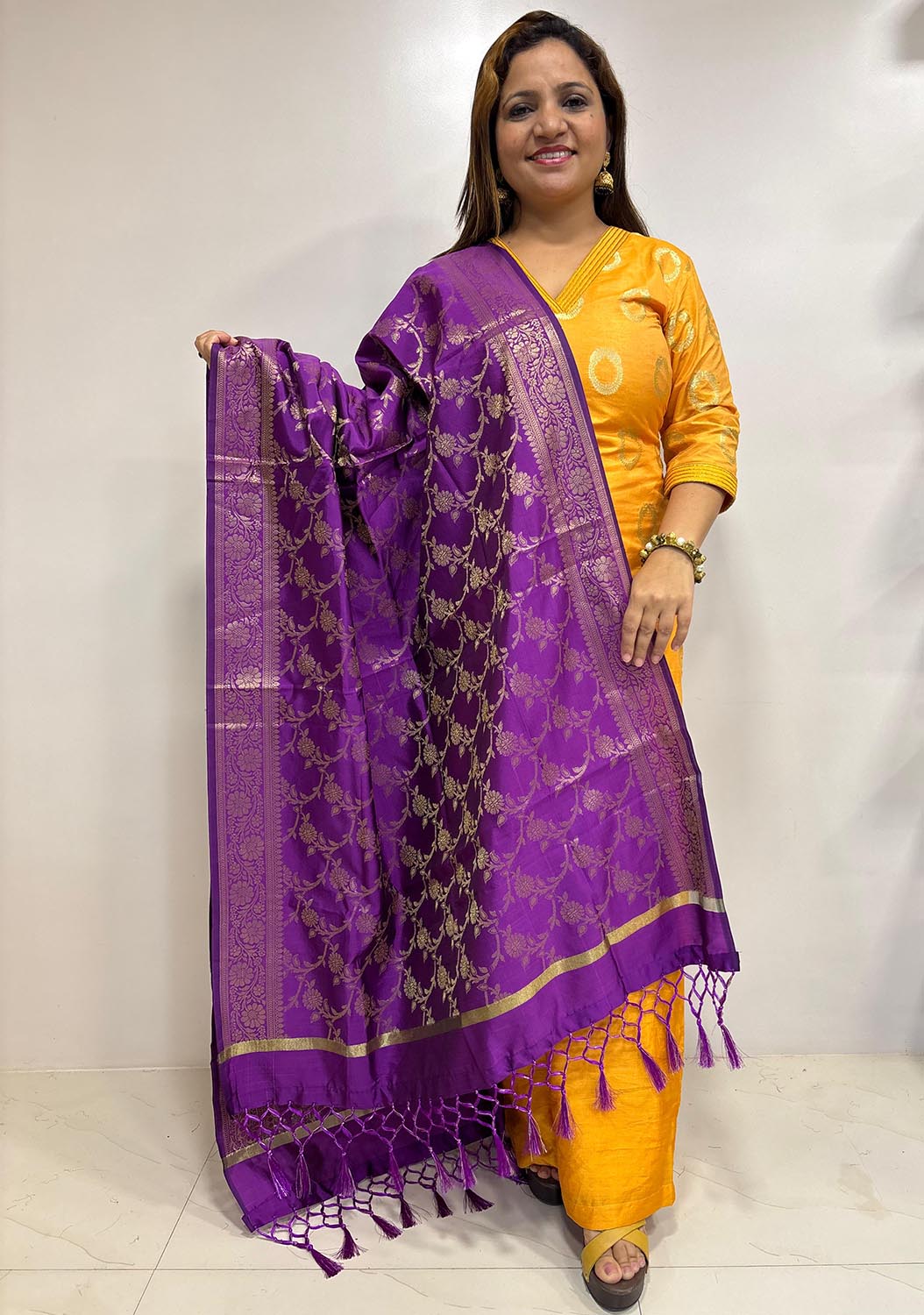 Elegant Purple Banarasi Silk Dupatta - Luxurion World