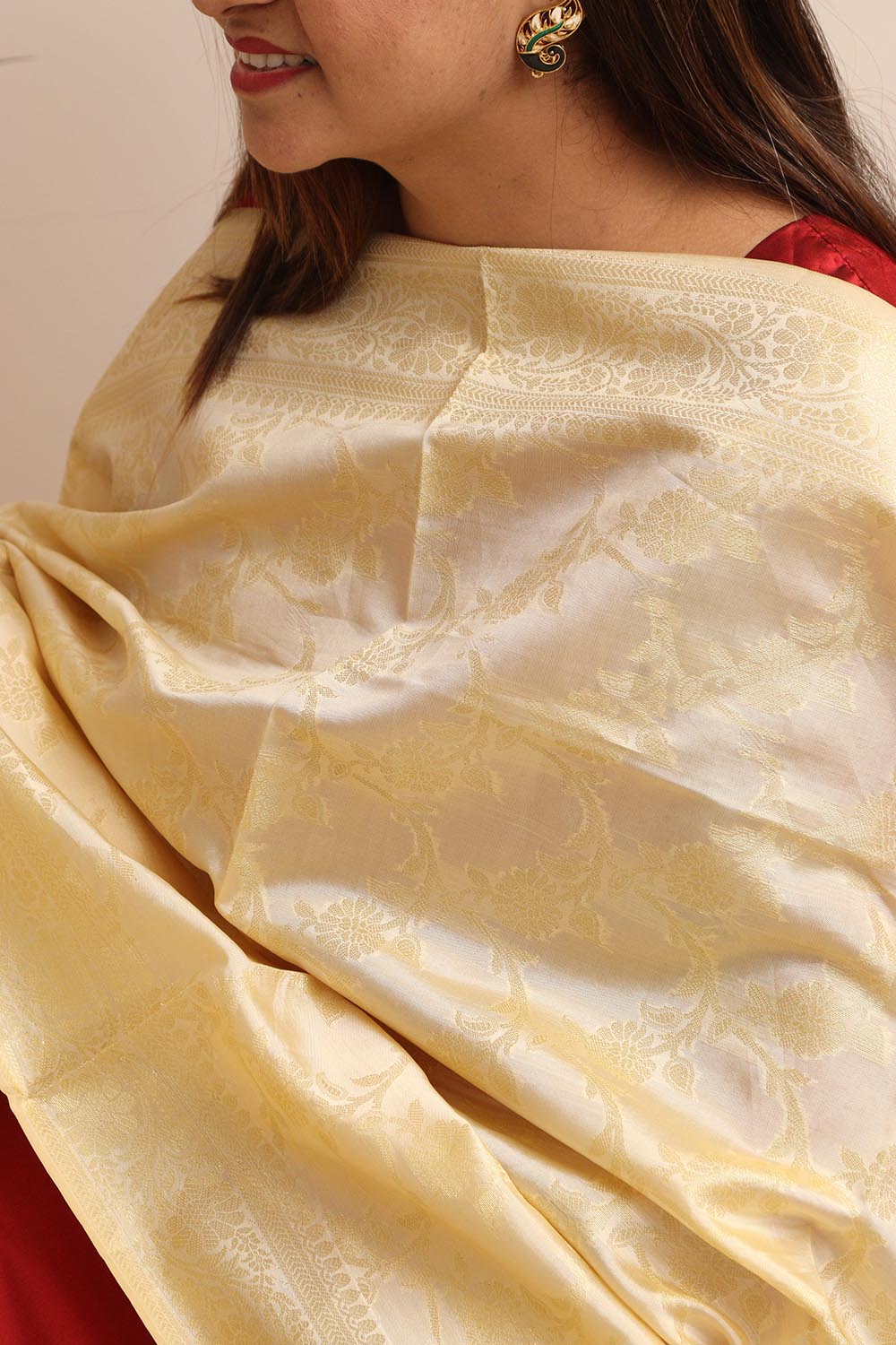 Soft and Elegant Pastel Banarasi Silk Dupatta - Luxurion World